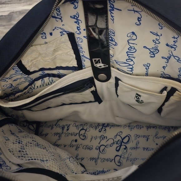 Vintage Lululemon Bag - Picture 10 of 16